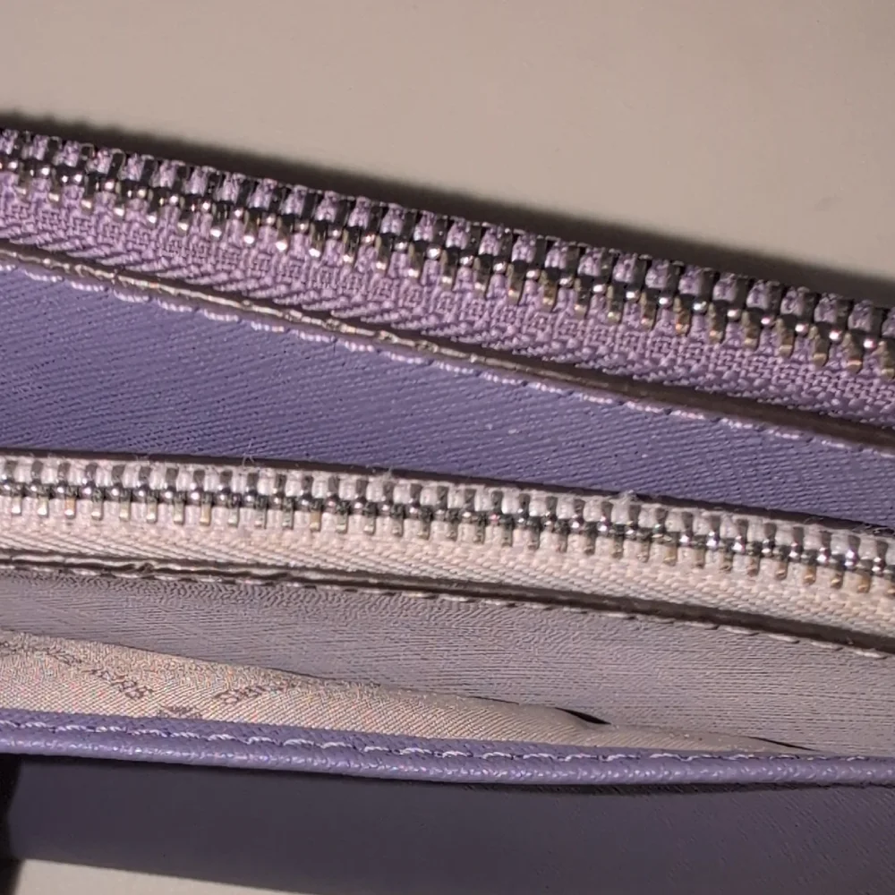 Michael Kors Jetset Xlarge Travel Wristlet With Pop Out Clutch  NWOT - Picture 3 of 12